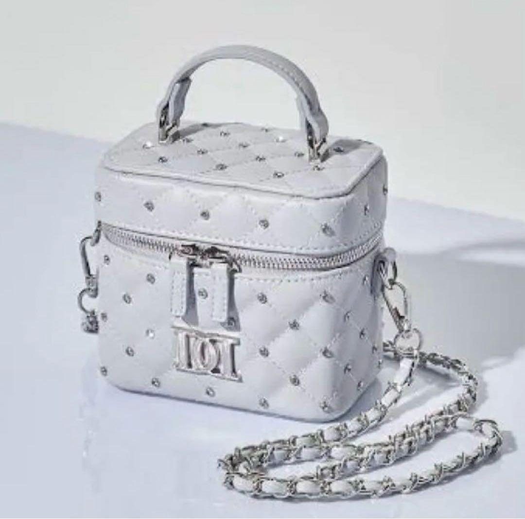 ダーリッチ キルティングビジュースクエアミニバッグ