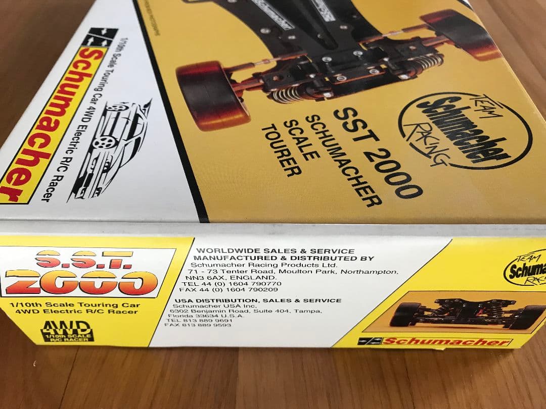 Schumacher シューマッハ 電動RC 1/10 SST 2000