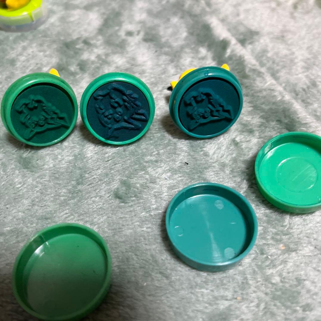 ポケモンピカチュウレトロレアスタンプフィギュア