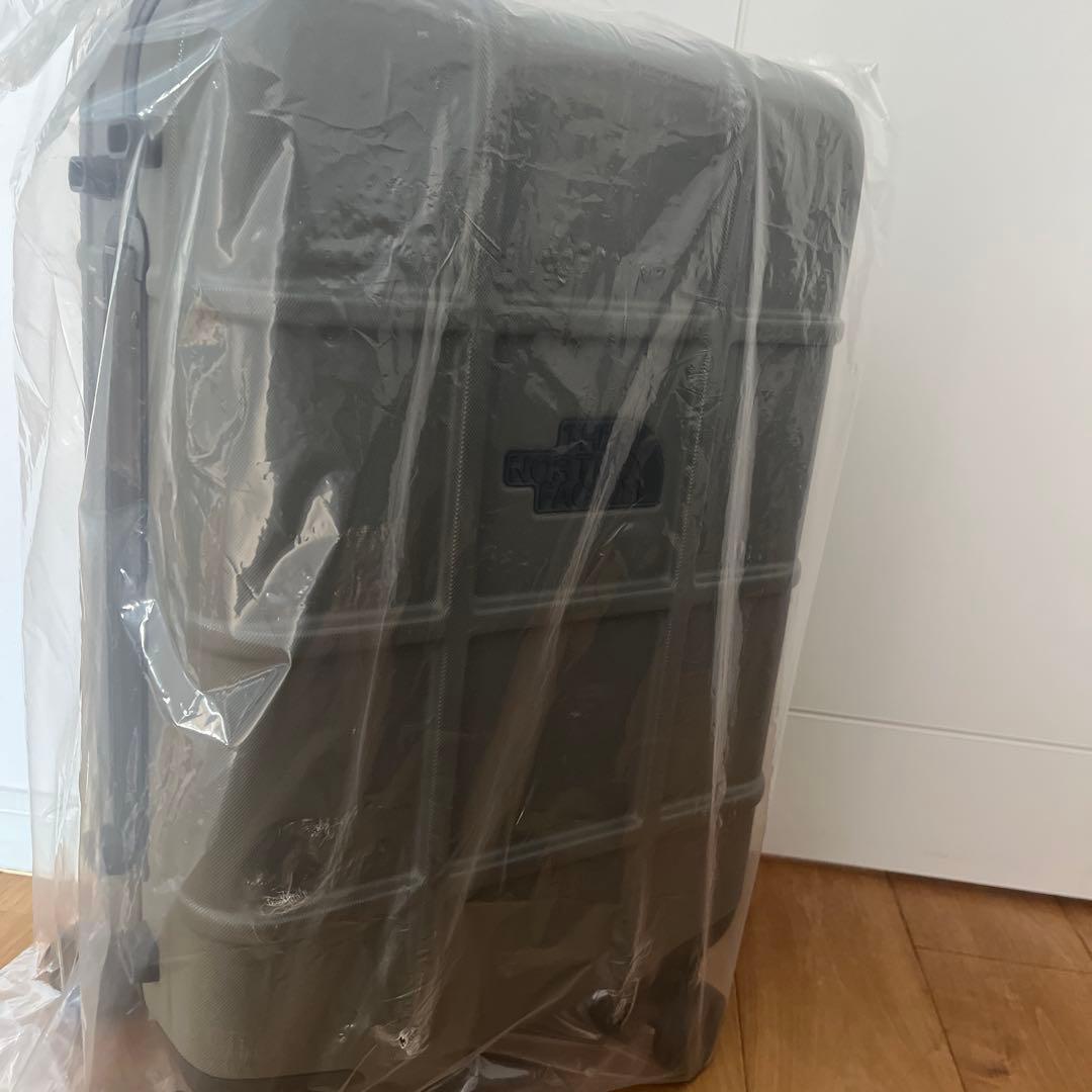 ノースフェイス　新品キャリーケース