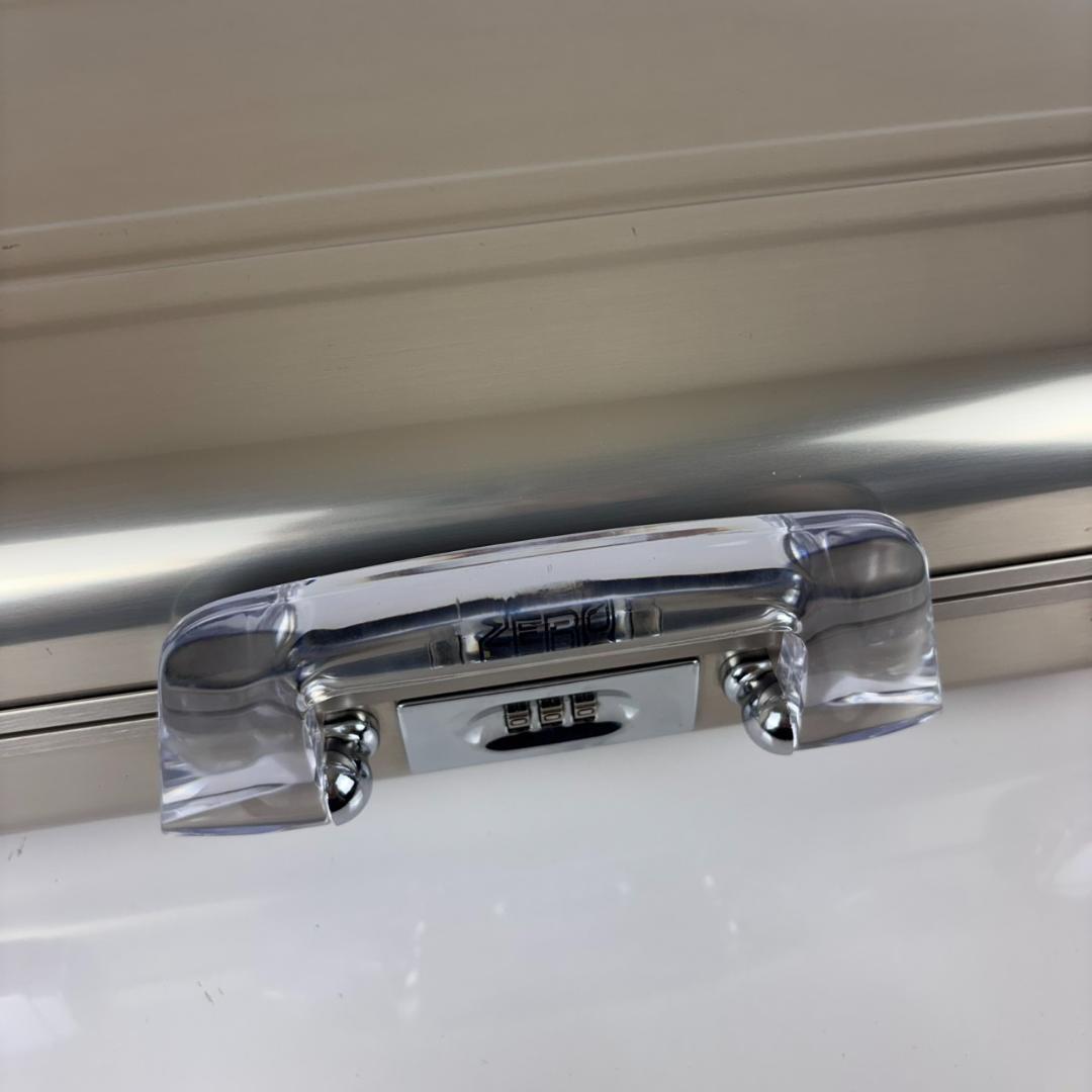 美品 ゼロハリバートン アッシュケース シャンパンゴールド