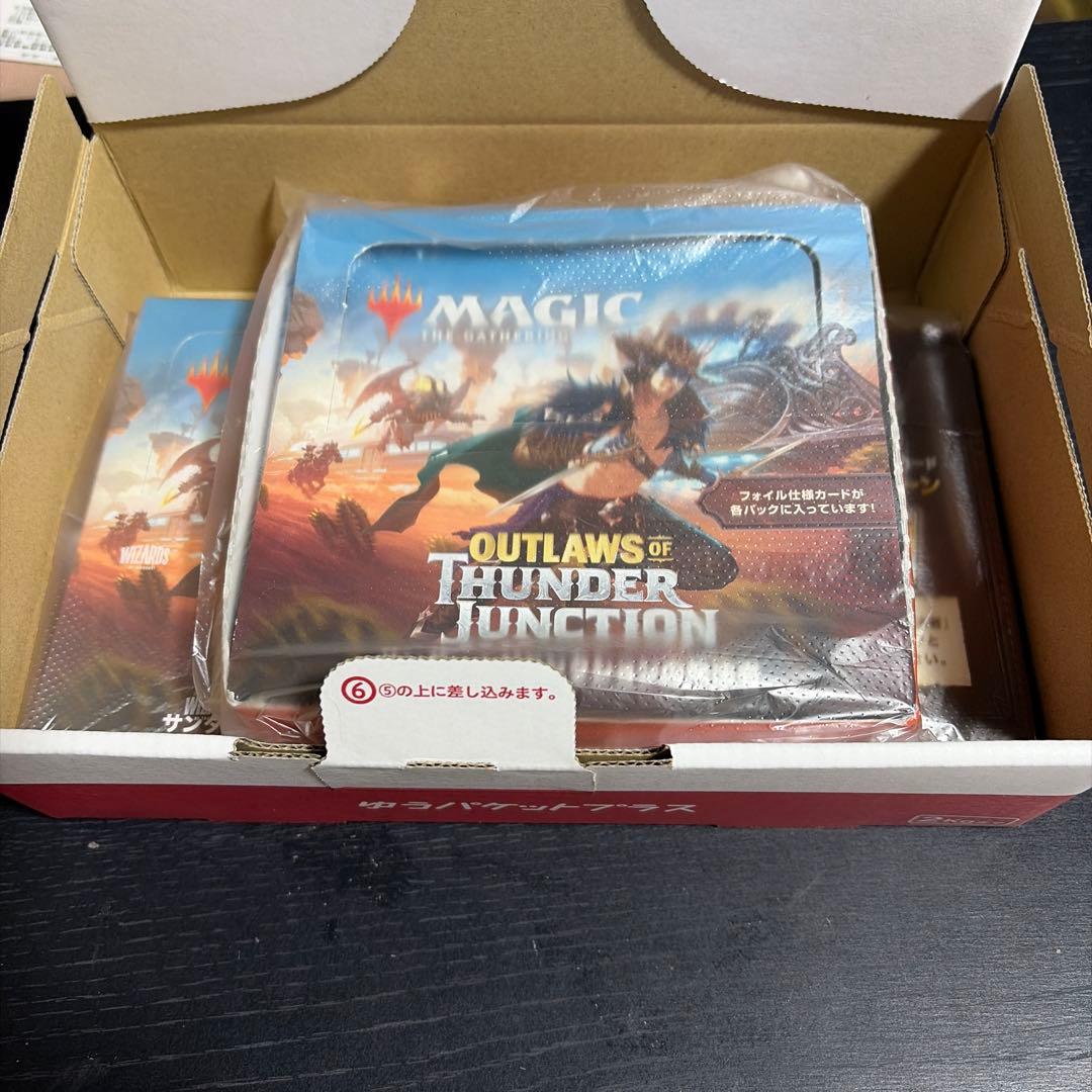 MTGサンダー・ジャンクションの無法者1box+10パック+プロモカード1種7枚