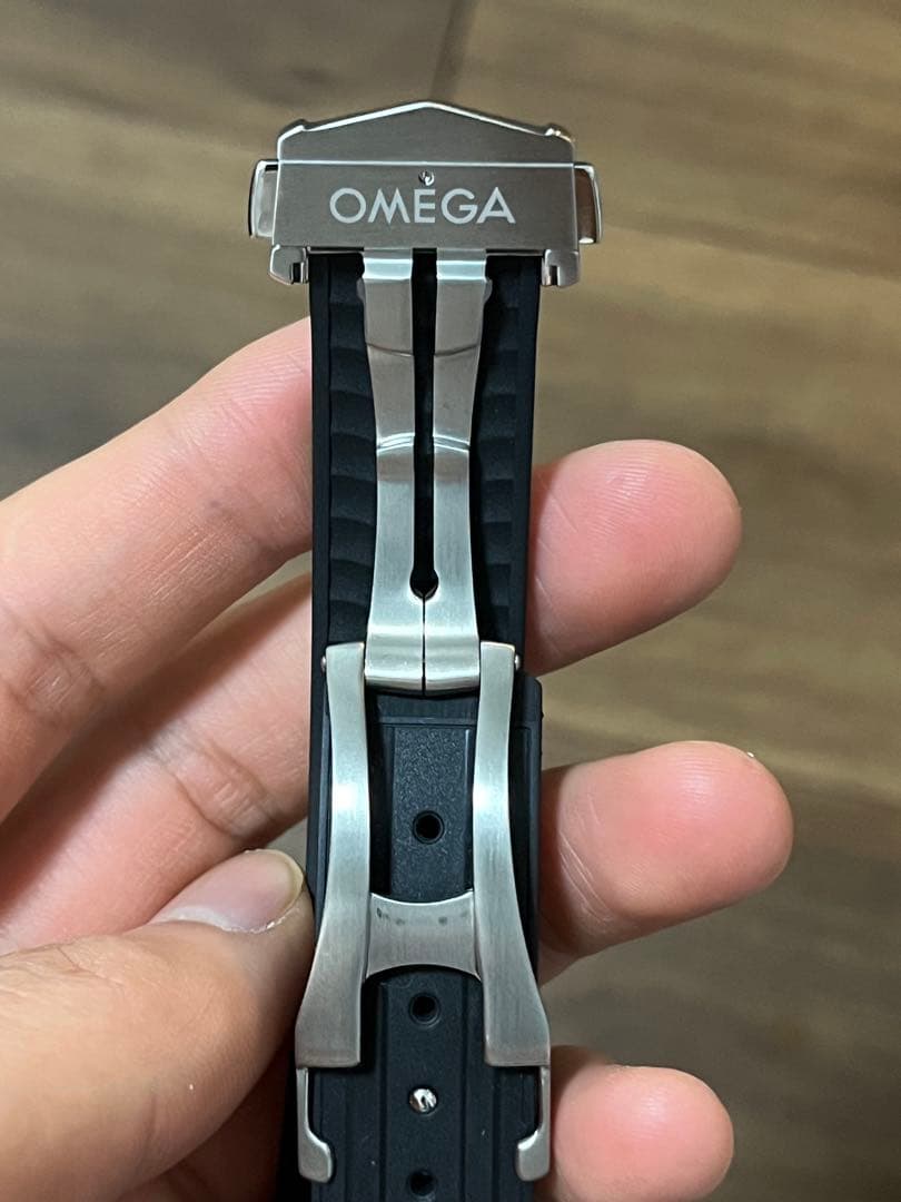 （美品）OMEGA シーマスター300 ブラック ラバーベルト