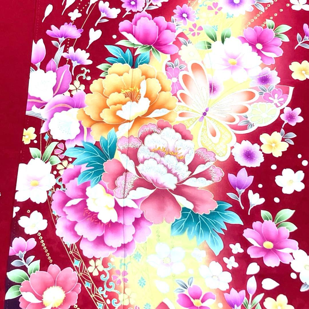 ☆中古品☆振袖　単品　正絹　赤系花・蝶模様Ｂ級品ヤケ有り振袖