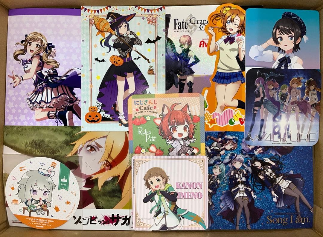 アニメグッズ キャラクターグッズ 紙雑貨 紙類 1500点以上 大量 まとめ売り