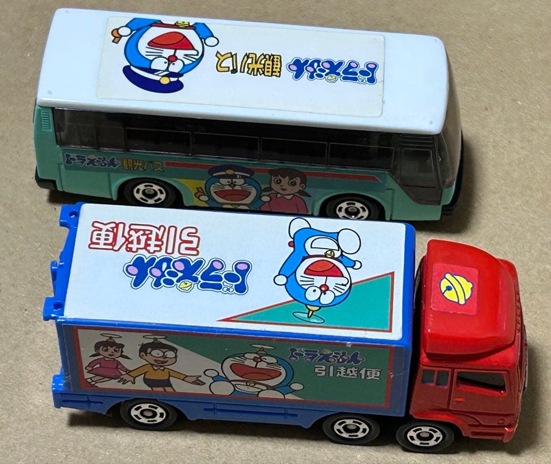キャラトミカ ドラえもん たべもの販売車セット 運搬車セット 2点セット