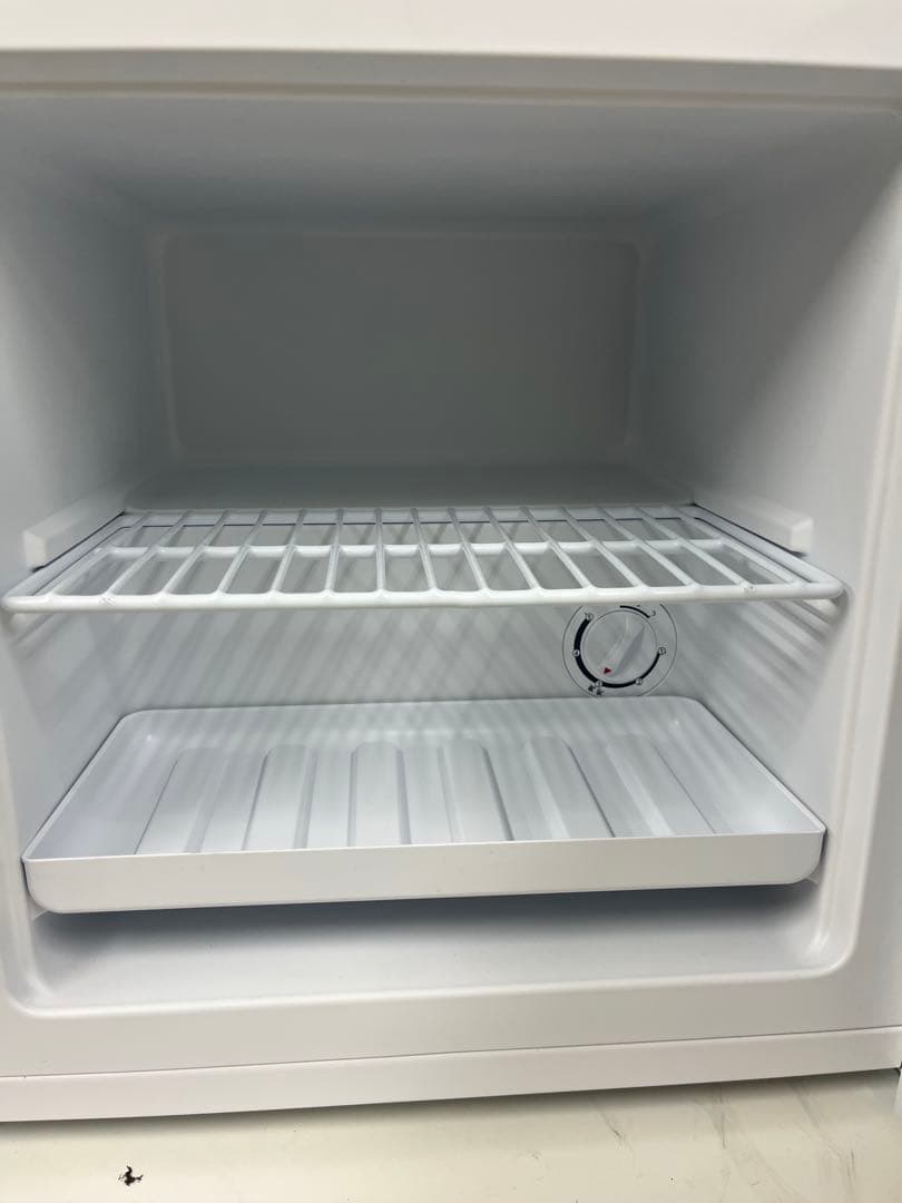 山善 冷凍庫 小型冷蔵庫31L YF-WU30(W) 冷蔵モード搭載　T