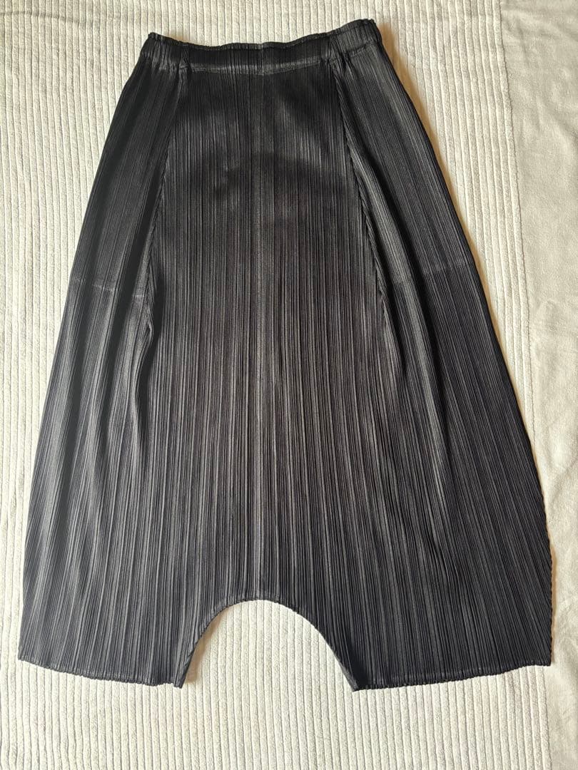 プリーツプリーズ サルエルパンツ
