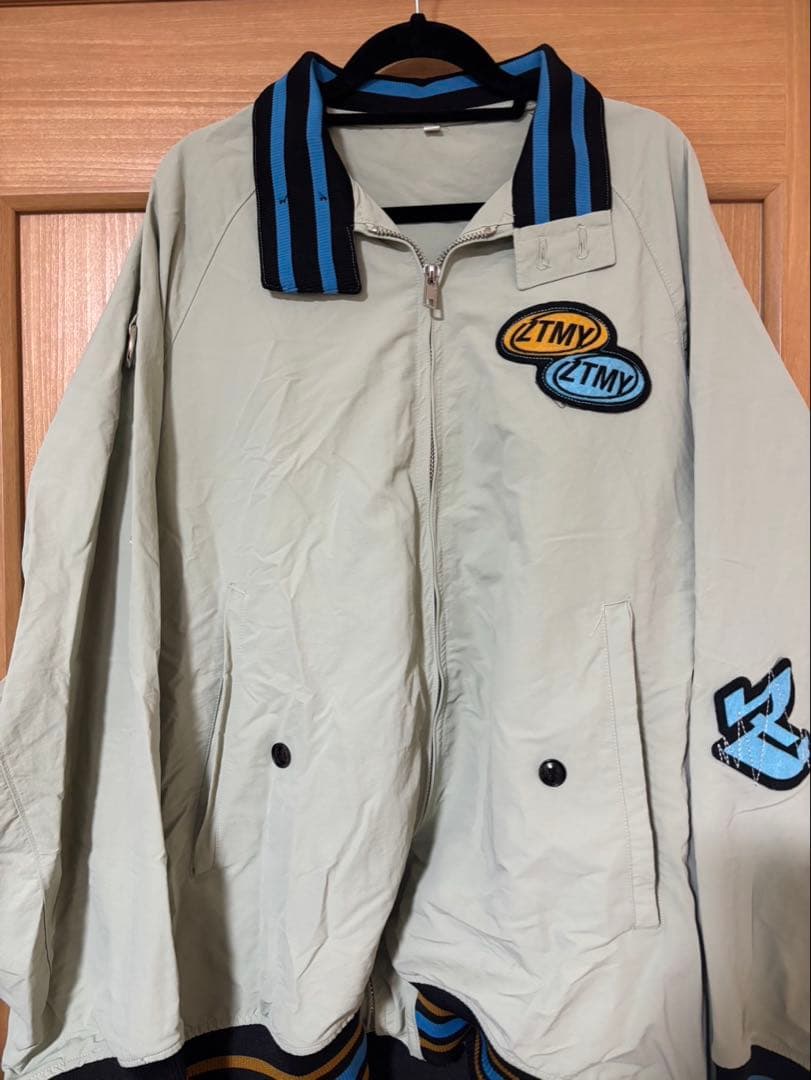 ずとまよ テクノプアジャケットライトグレーXL