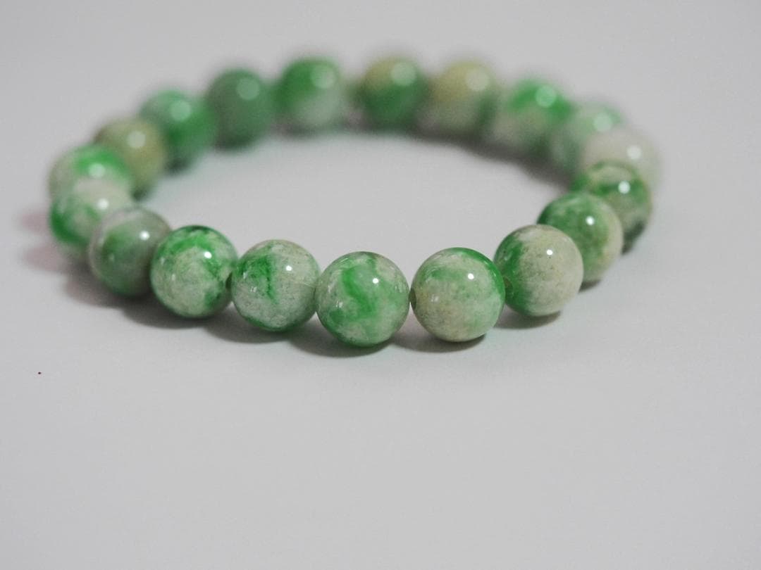 糸魚川翡翠　ブレスレット　天然無処理ヒスイ