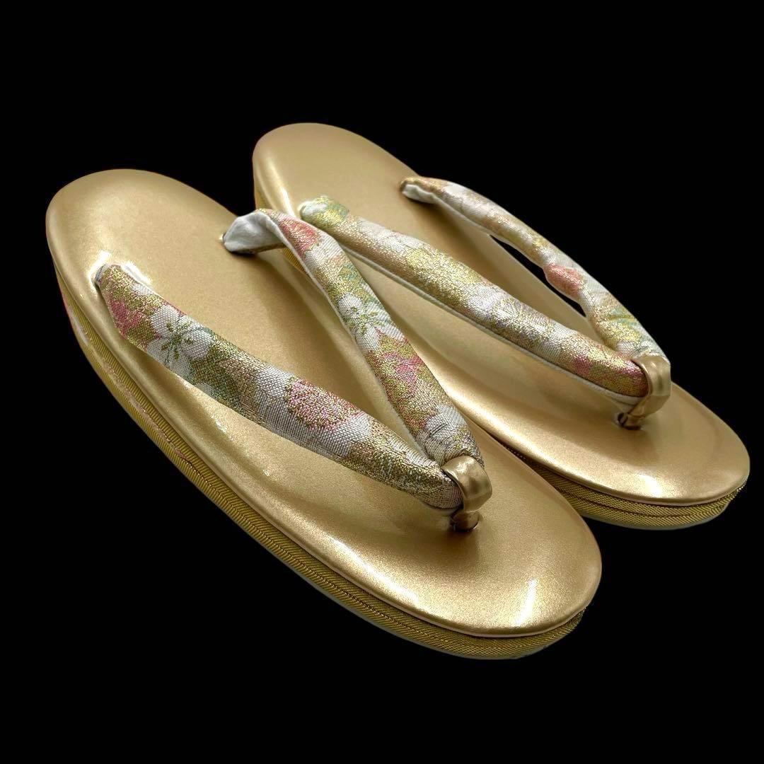 美品✨バッグ草履セット✨ゴールド　桜文様　和装着物用✨フォーマル　成人式