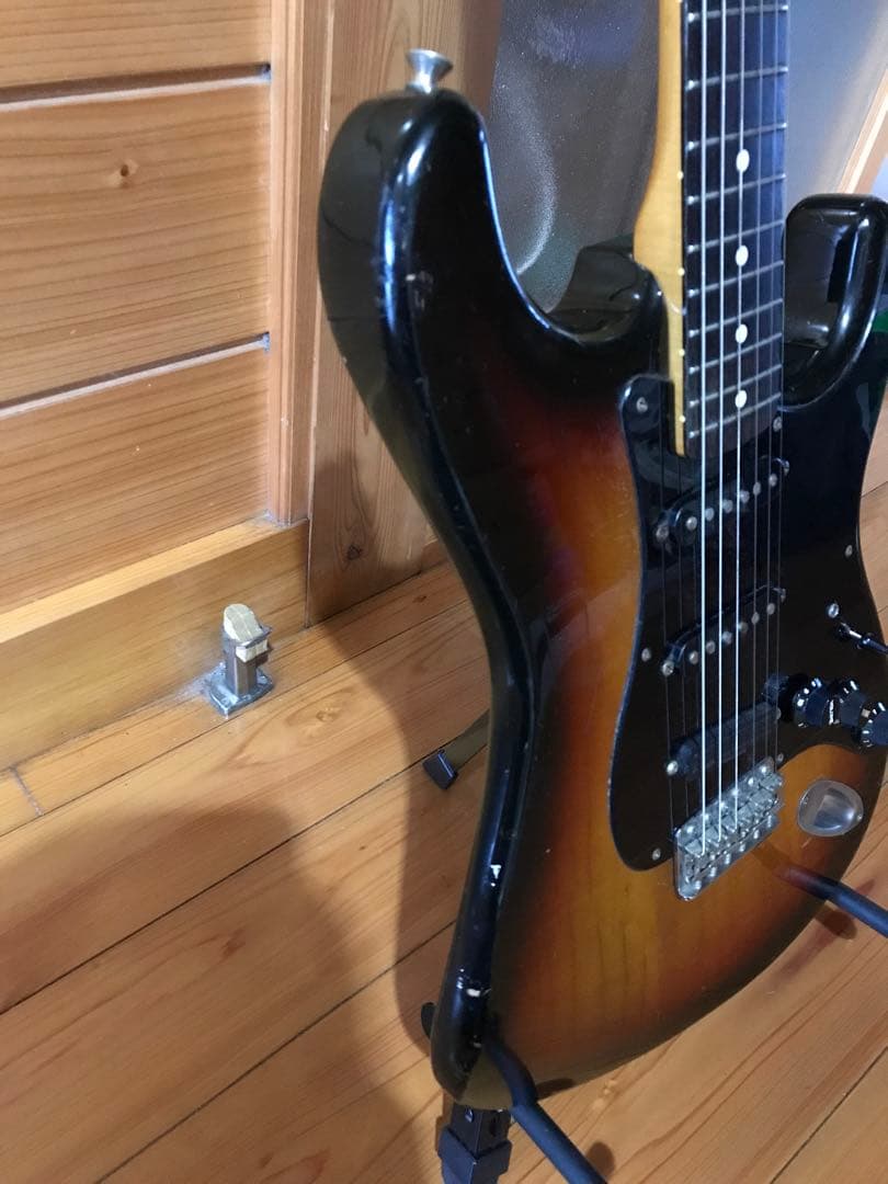 ギター Fender Japan ST57-70T Tobacco Sunburst