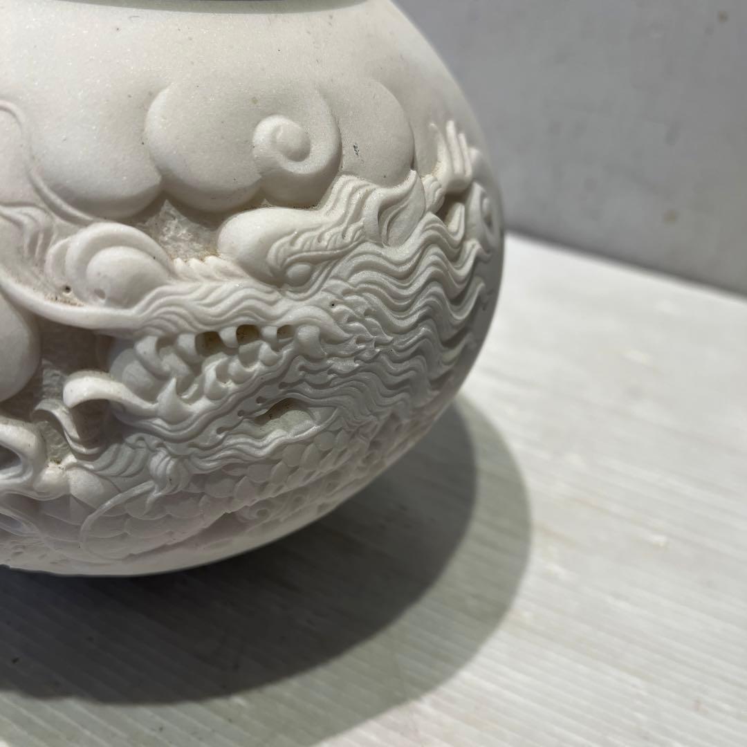 白　大理石　ドラゴン　彫刻　オブジェ　花器　壺　インテリア　希少