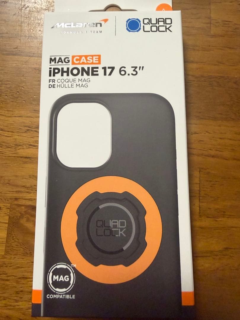 QuadLocとMcLarenがコラボしたiPhone17用マグケース