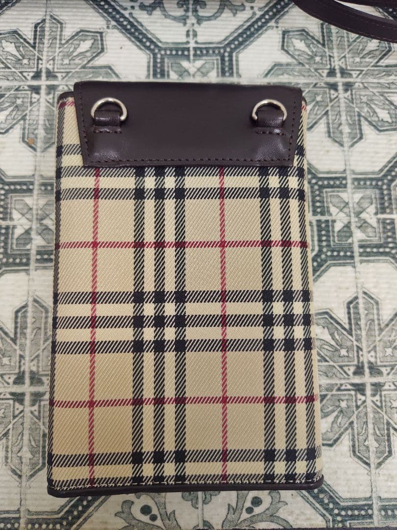 バーバリーショルダータイプの財布、BURBERRY