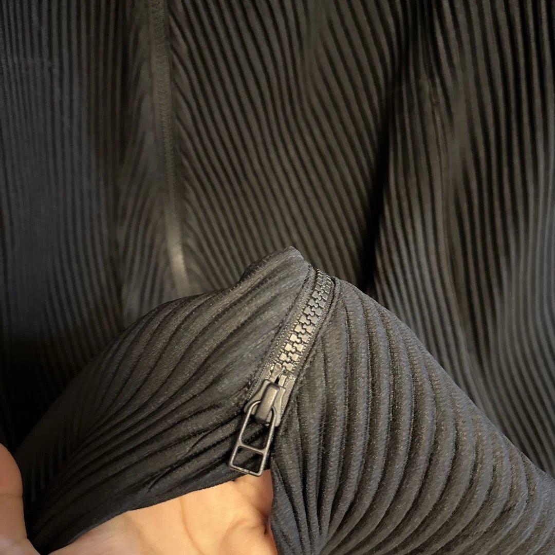 【超希少・名作】オムプリセ イッセイミヤケ 3x6 マントコート ポンチョ 黒