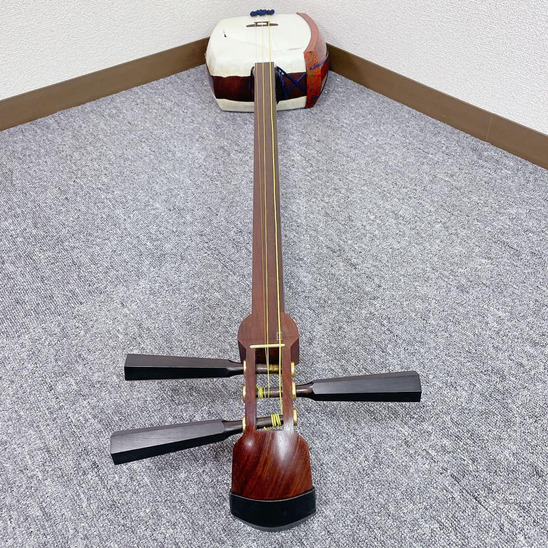 津軽三味線 紅木 太棹 東さわり 二本溝 子持ち綾杉胴 和楽器