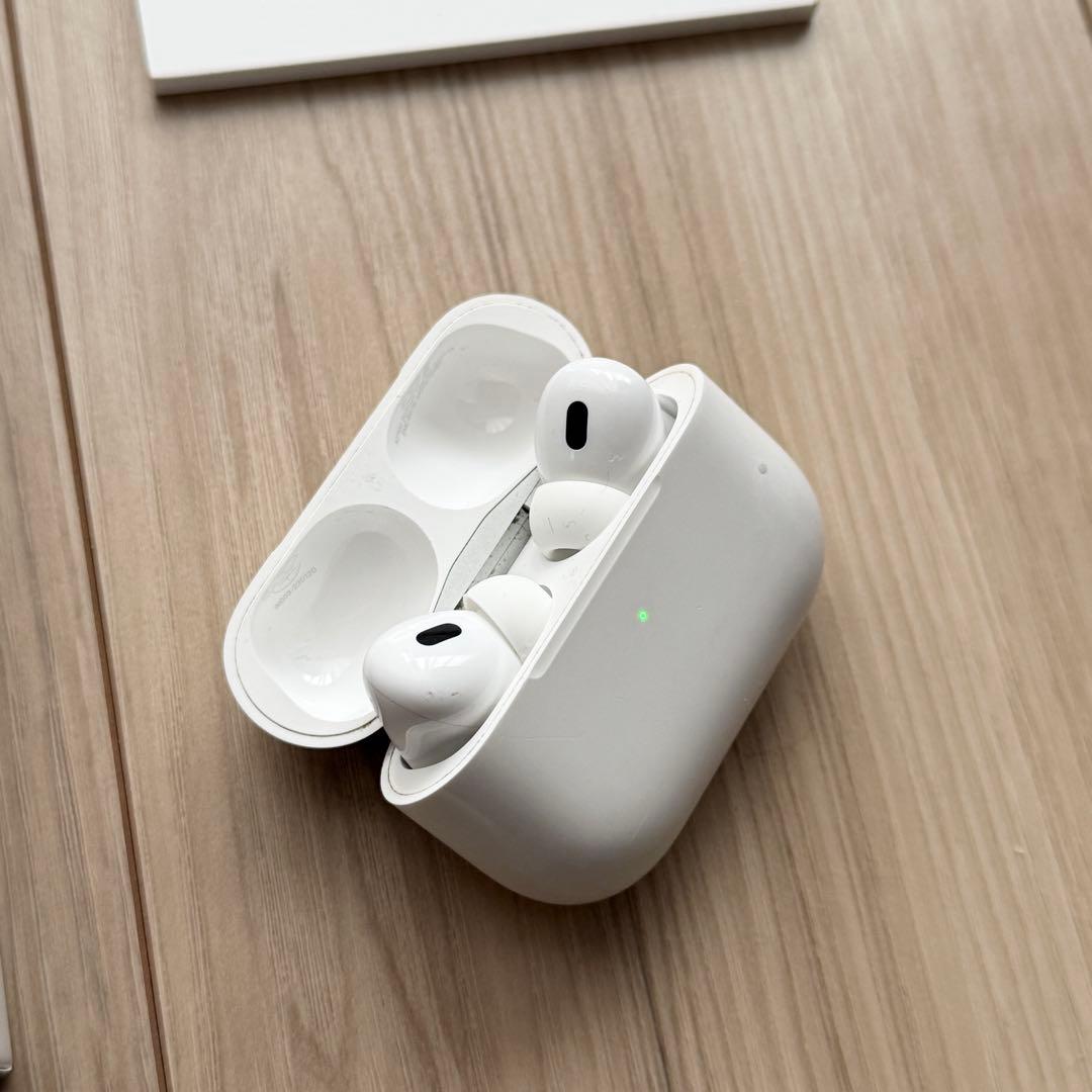 Apple AirPods Pro（第2世代）イヤホン Lightning端子
