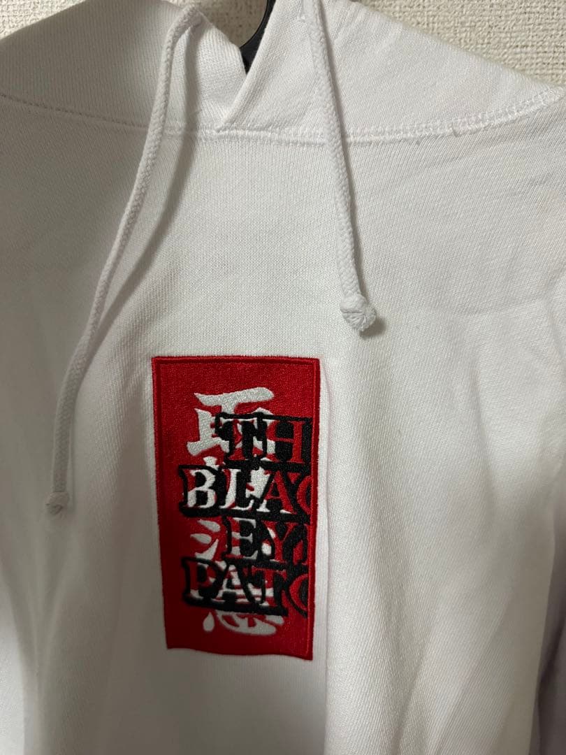 THE BLACK EYE PATCH 取扱注意パーカーホワイト
