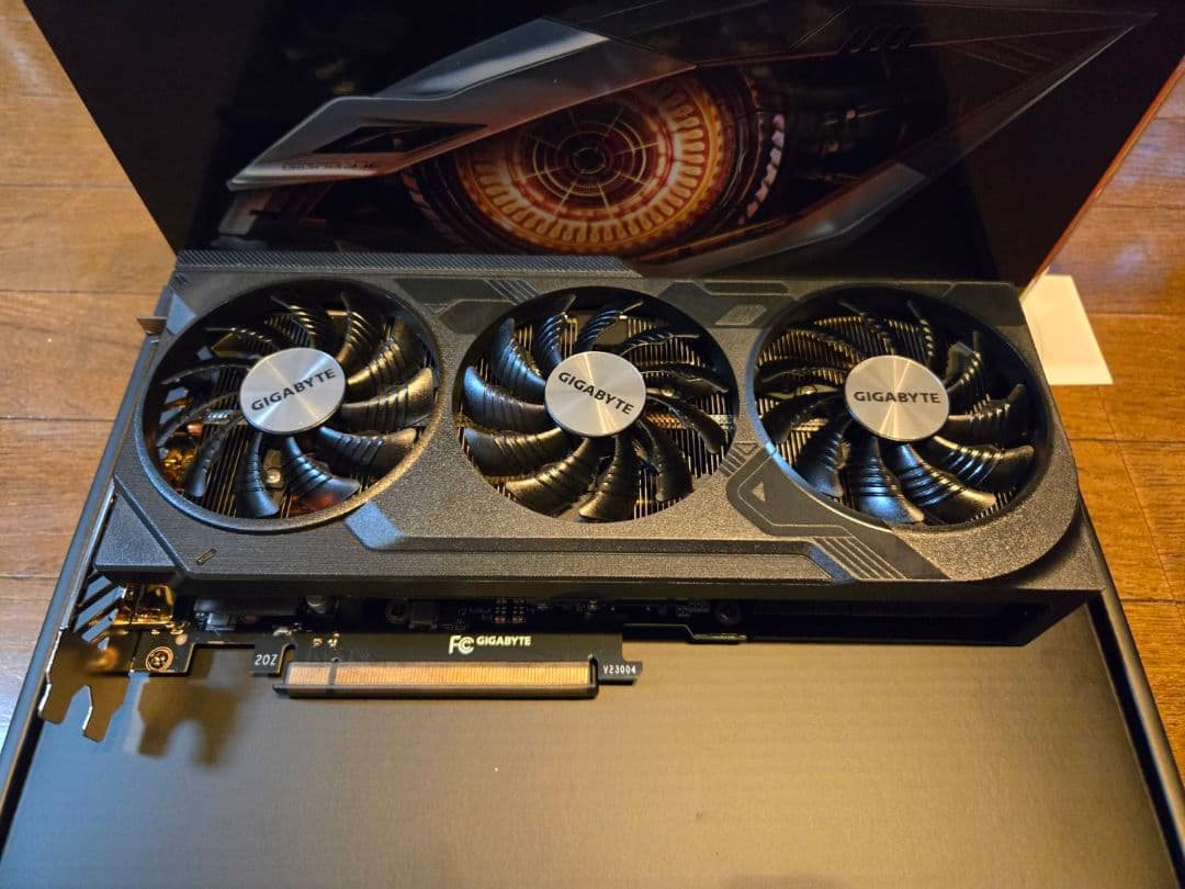 グラフィックボード・グラボ・ビデオカード GIGABYTE RTX4070 12GB