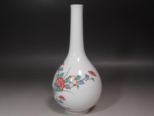 ☆　14代酒井田柿右衛門　錦牡丹鳥一輪生　☆y527