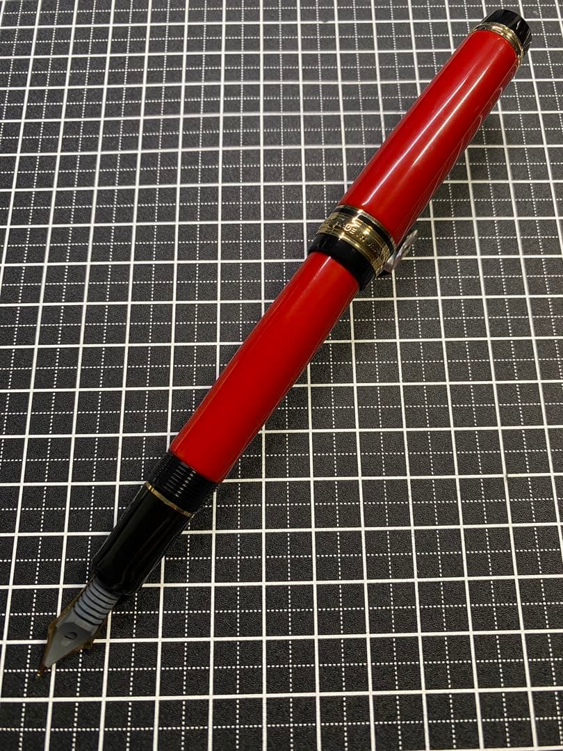 PILOT CUSTOM 845 朱　万年筆　字幅F