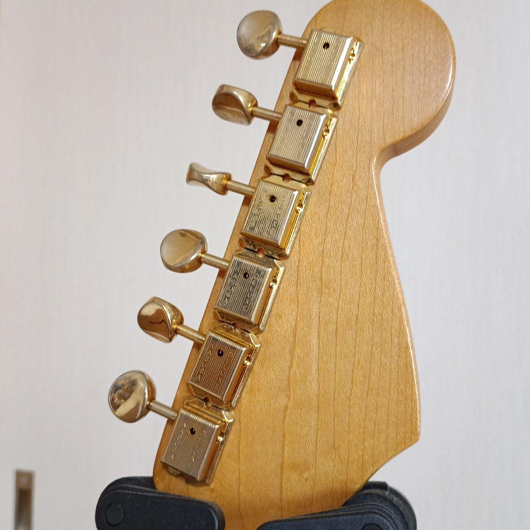 だ*り様 Fender Standard Stratocaster left h