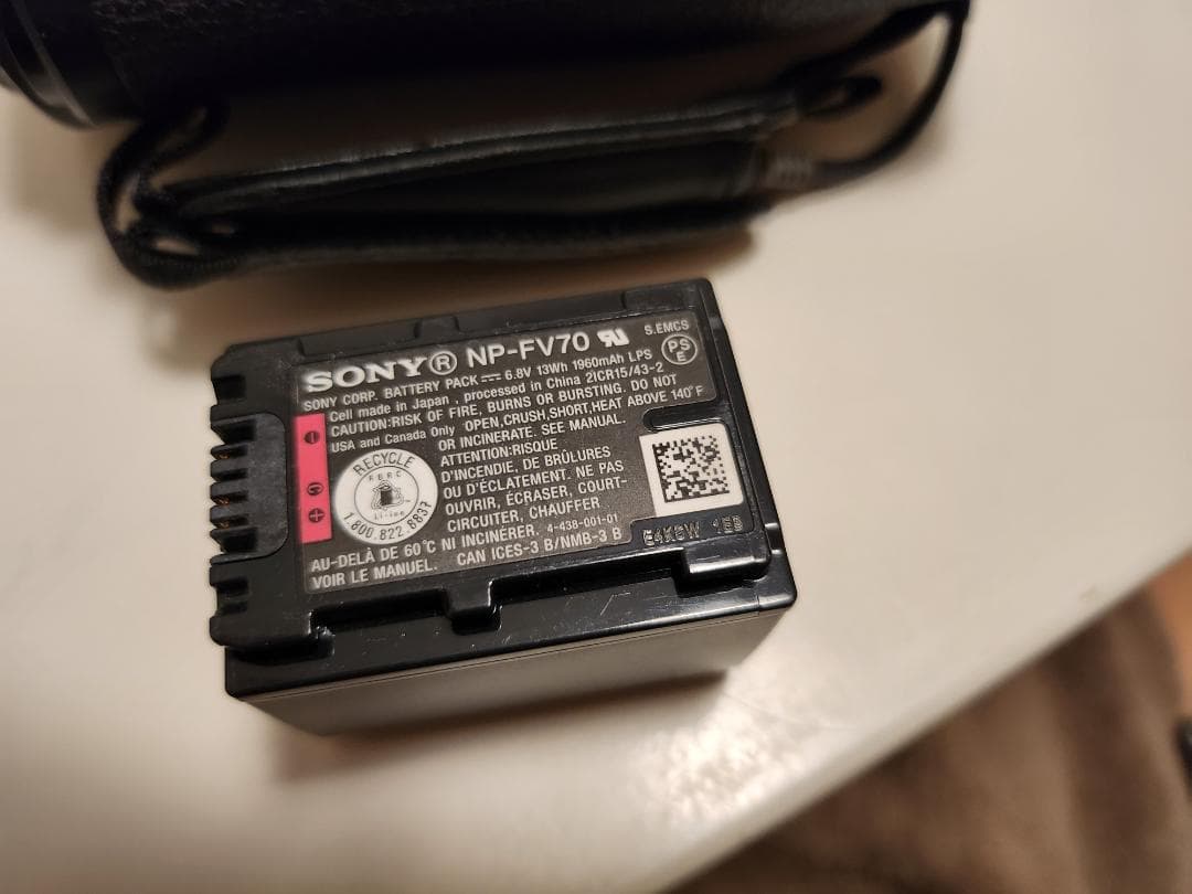 ソニー デジタルビデオカメラ FDR-AX30 ハンディカム 4K