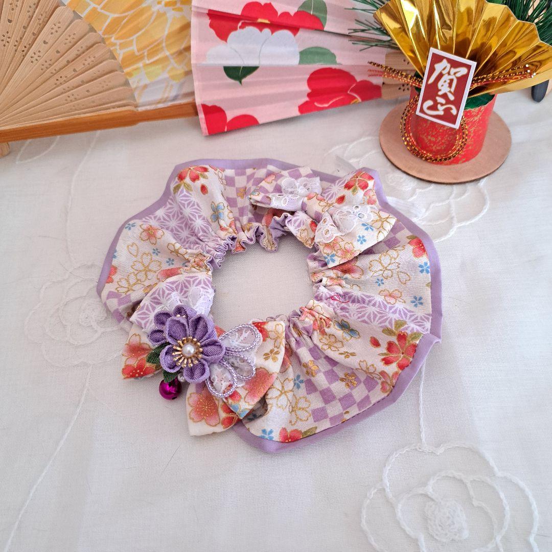 幅広シュシュ、和風妻み細工(白×藤色)わんちゃん猫ちゃん用