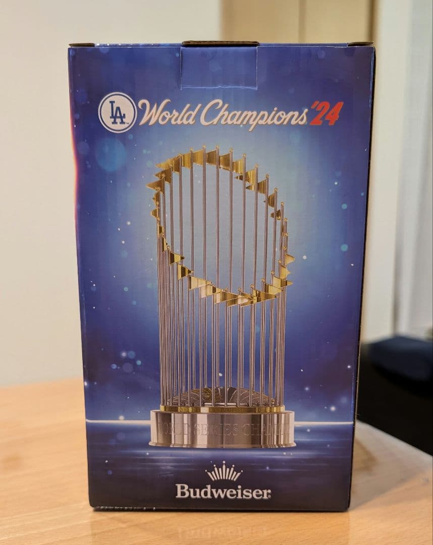 ワールドシリーズチャンピオンシップ　トロフィー　レプリカ