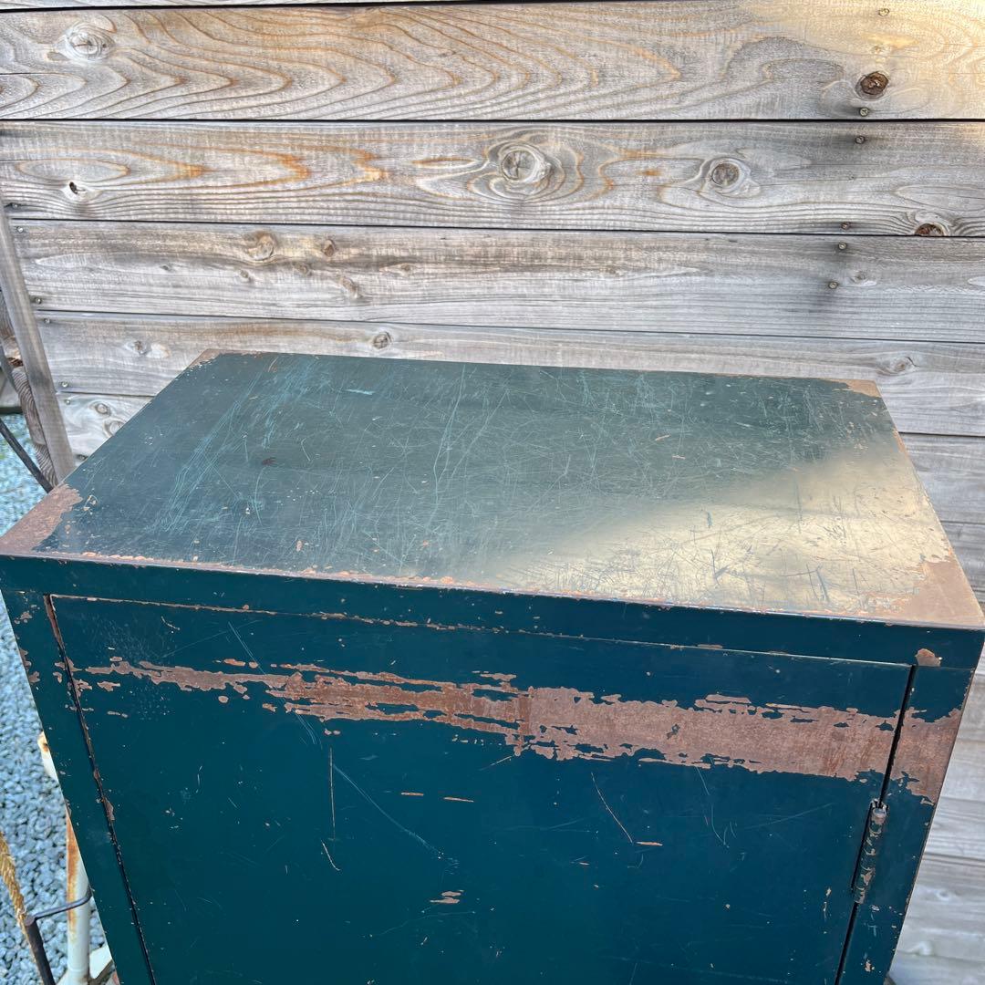 1960Sヴィンテージスチールキャビネット