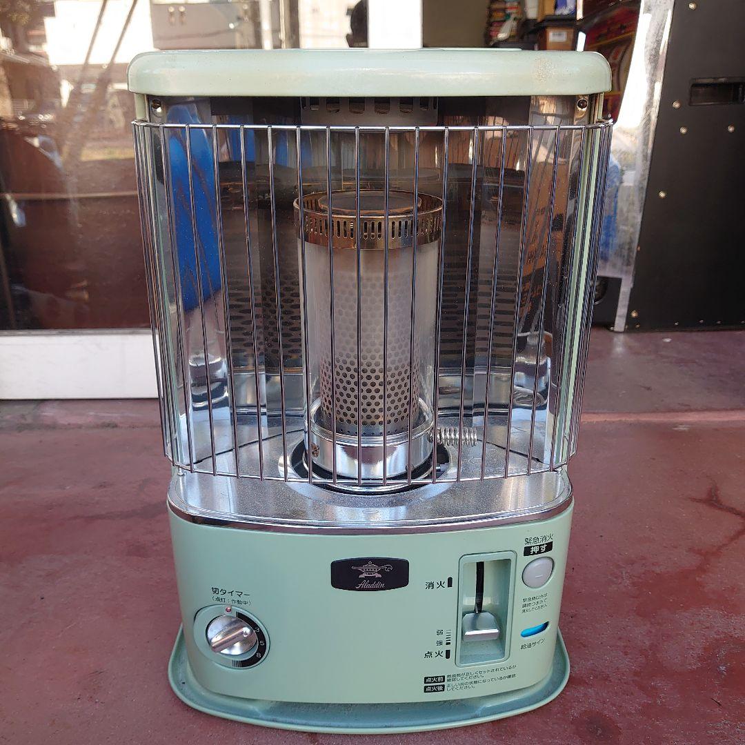 優しい暖かさ　アラジン 石油ストーブ CAP-U289 2023年製