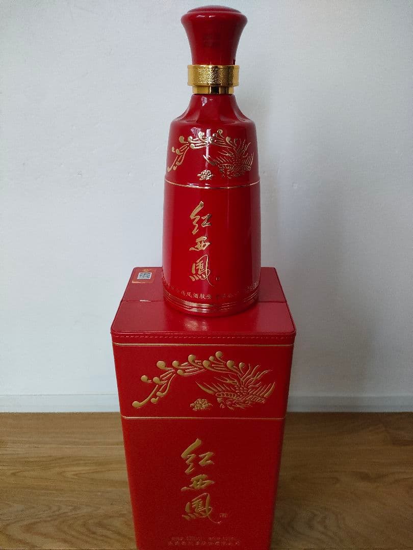 陝西 西鳳酒 シーフォンシュ 白酒 紅西鳳 52度 500ml 箱入り