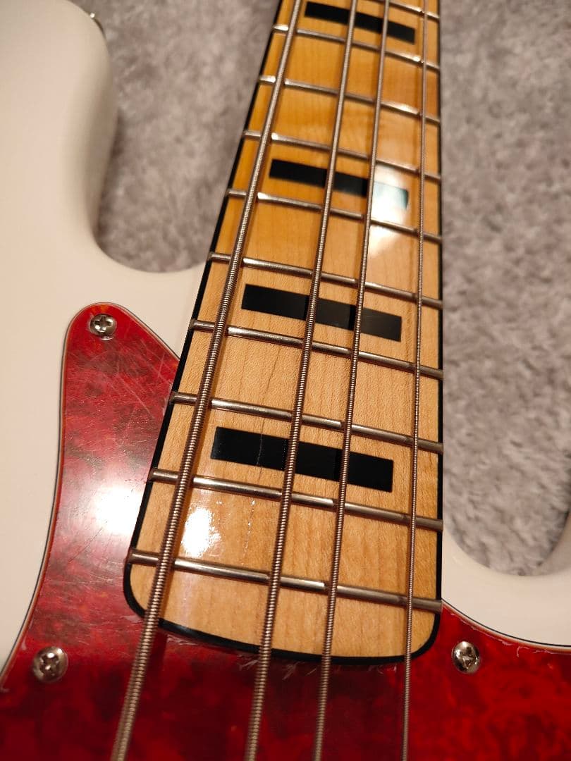ベース Squier Vintage Modified 70's Jazz Bass