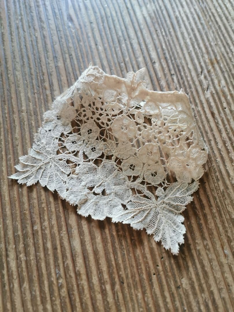 アンティーク ブリュッセルレース 付け襟 ポワンドローズ 胸飾り ジャボ タイ