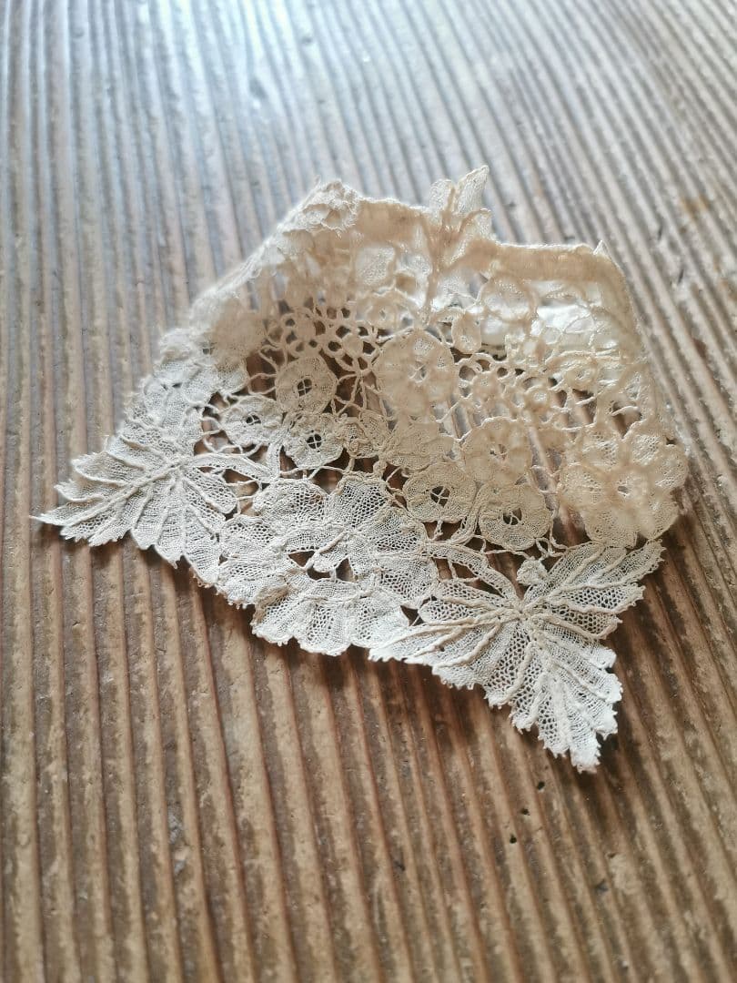 アンティーク ブリュッセルレース 付け襟 ポワンドローズ 胸飾り ジャボ タイ