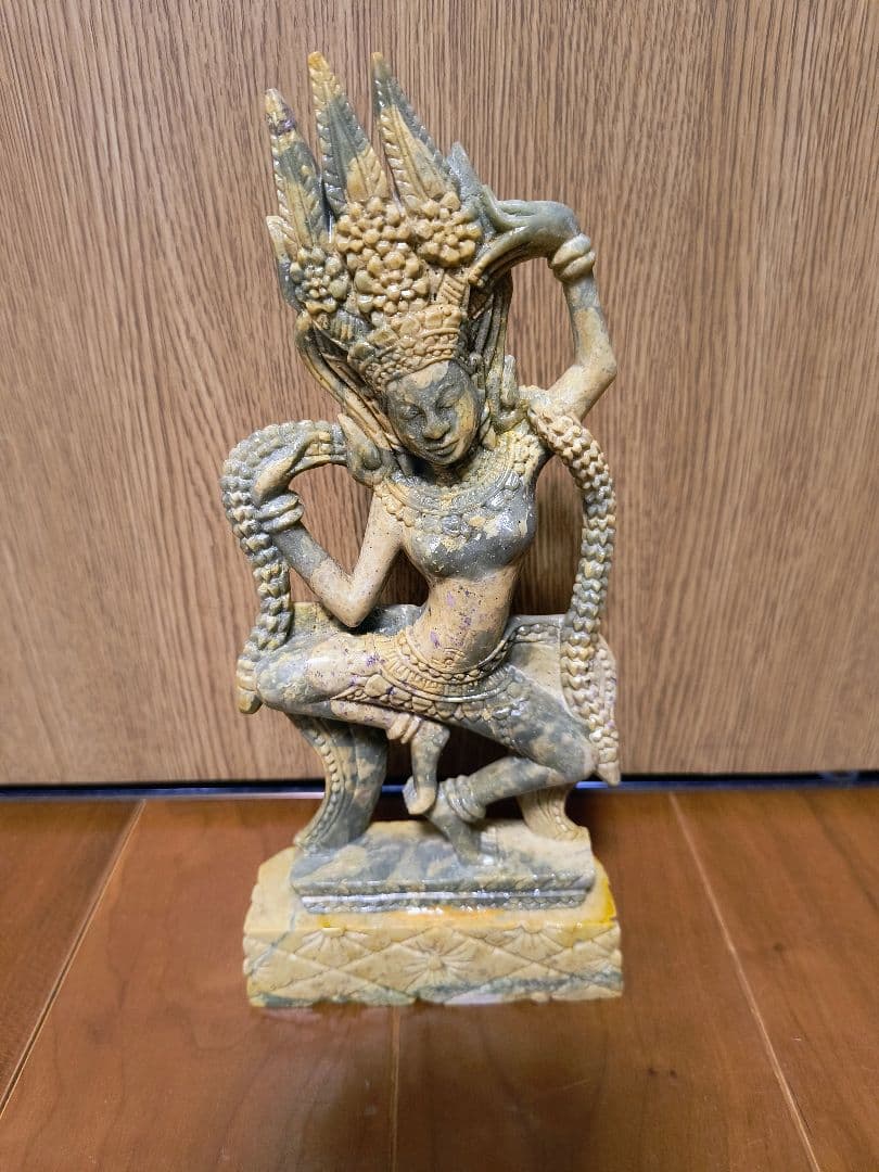 カンボジア　アプサラ像　翡翠　希少　レア　美品