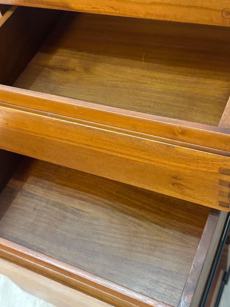 【東京都内23区配送無料】チーク材　サイドボード　キャビネット　チェスト　棚