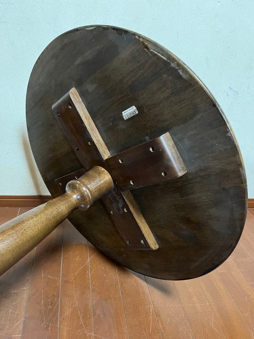 【アンティーク】木製丸型カフェテーブル　サイドテーブル