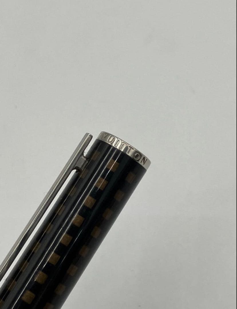 LOUIS VUITTON ボールペン