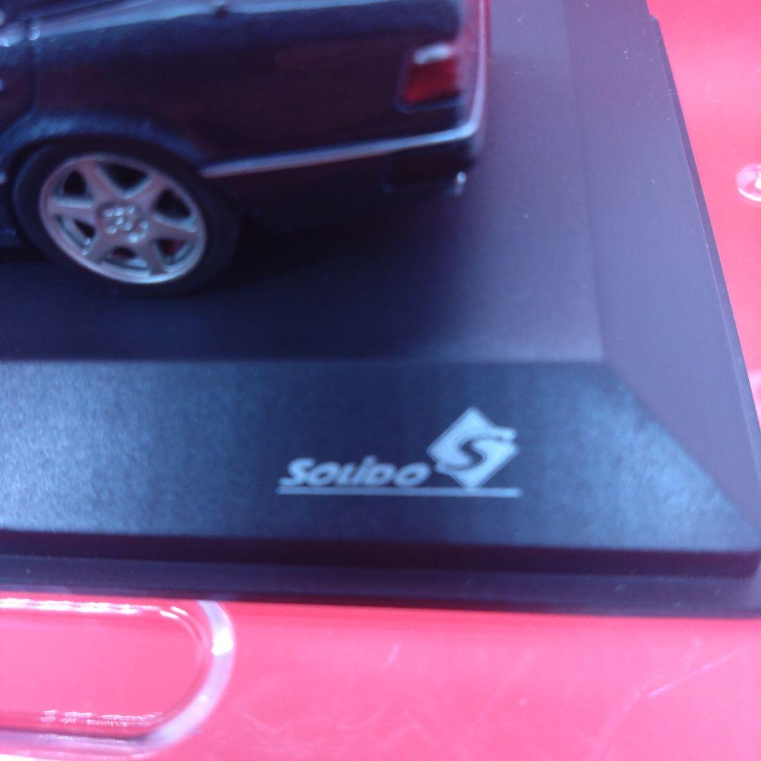 1/43 メルセデス・ベンツ　E60 AMG. W124 E500 SOLIDO