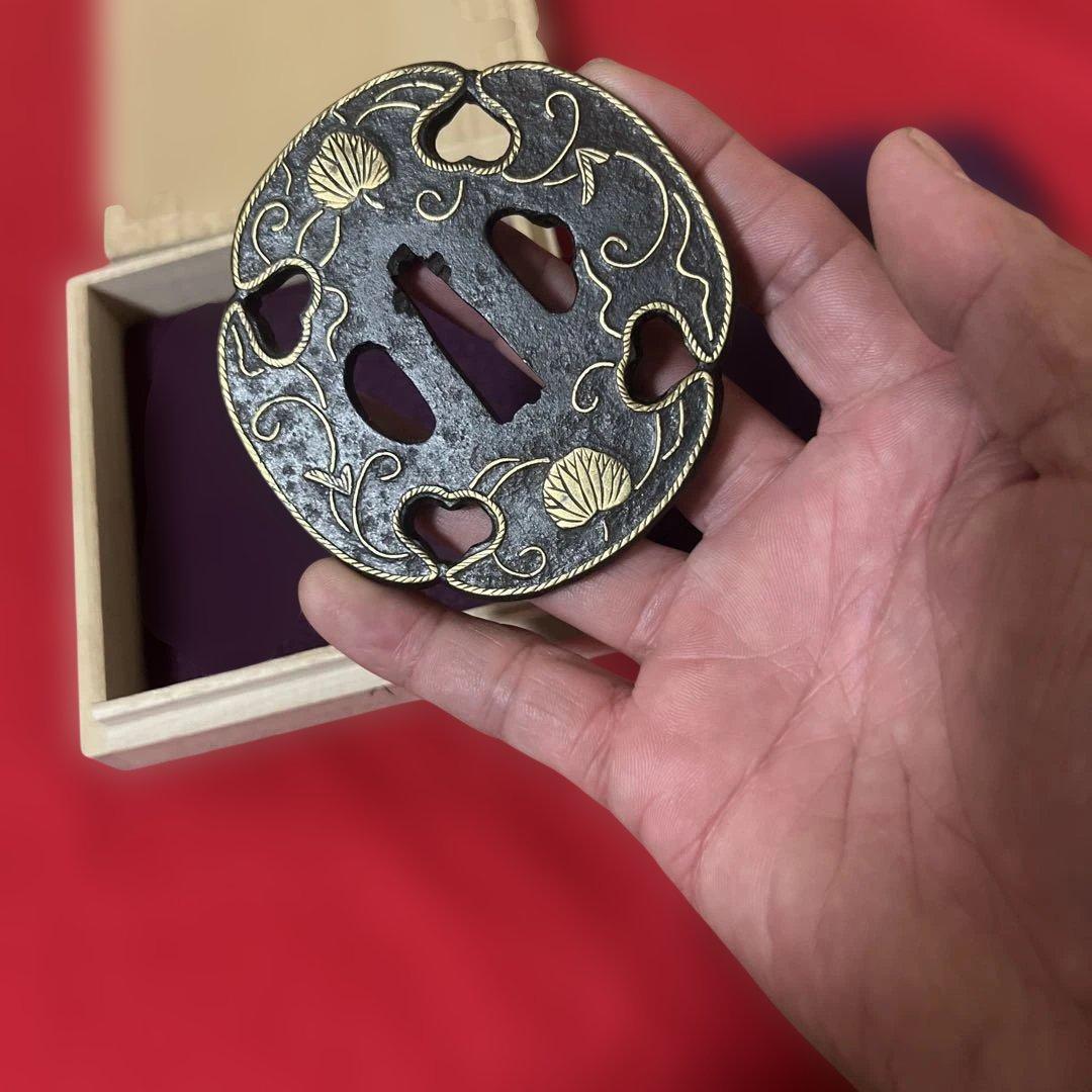 美術品・アンティーク・コレクション 武具 逸品　江戸時代　鉄地　象嵌　鍔