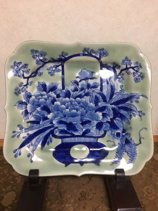 青磁 牡丹の花籠