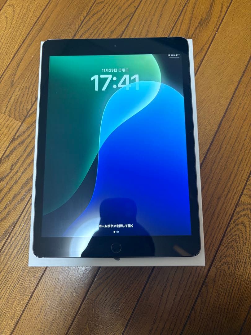 Apple Ipad 第8世代 SIM フリー、バテッリー容量94%