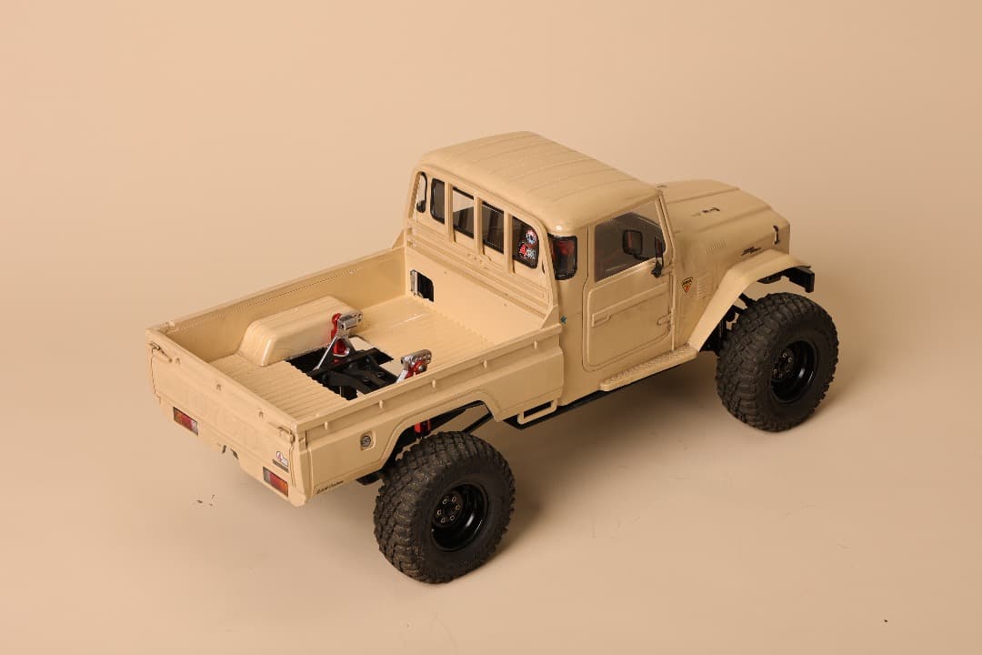トラクサス TRX4 ランクル40ピックアップ仕様