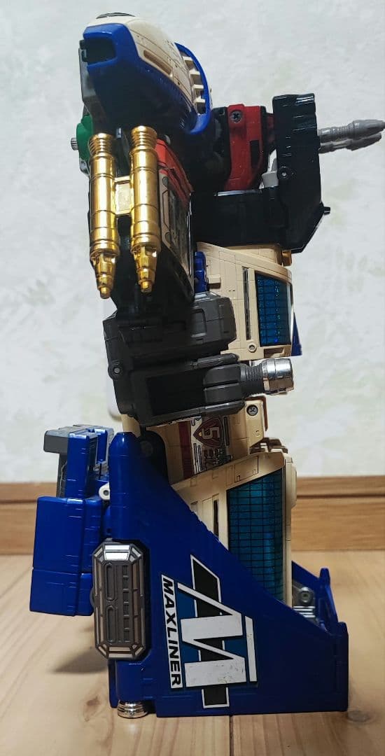 B*e様 救急戦隊ゴーゴーファイブ　 DXビクトリーロボ、DX ライナーボーイセ