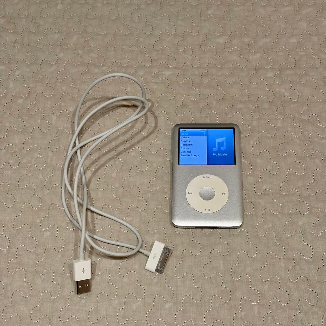iPod classic 160GB シルバー A1238 純正ケーブル付