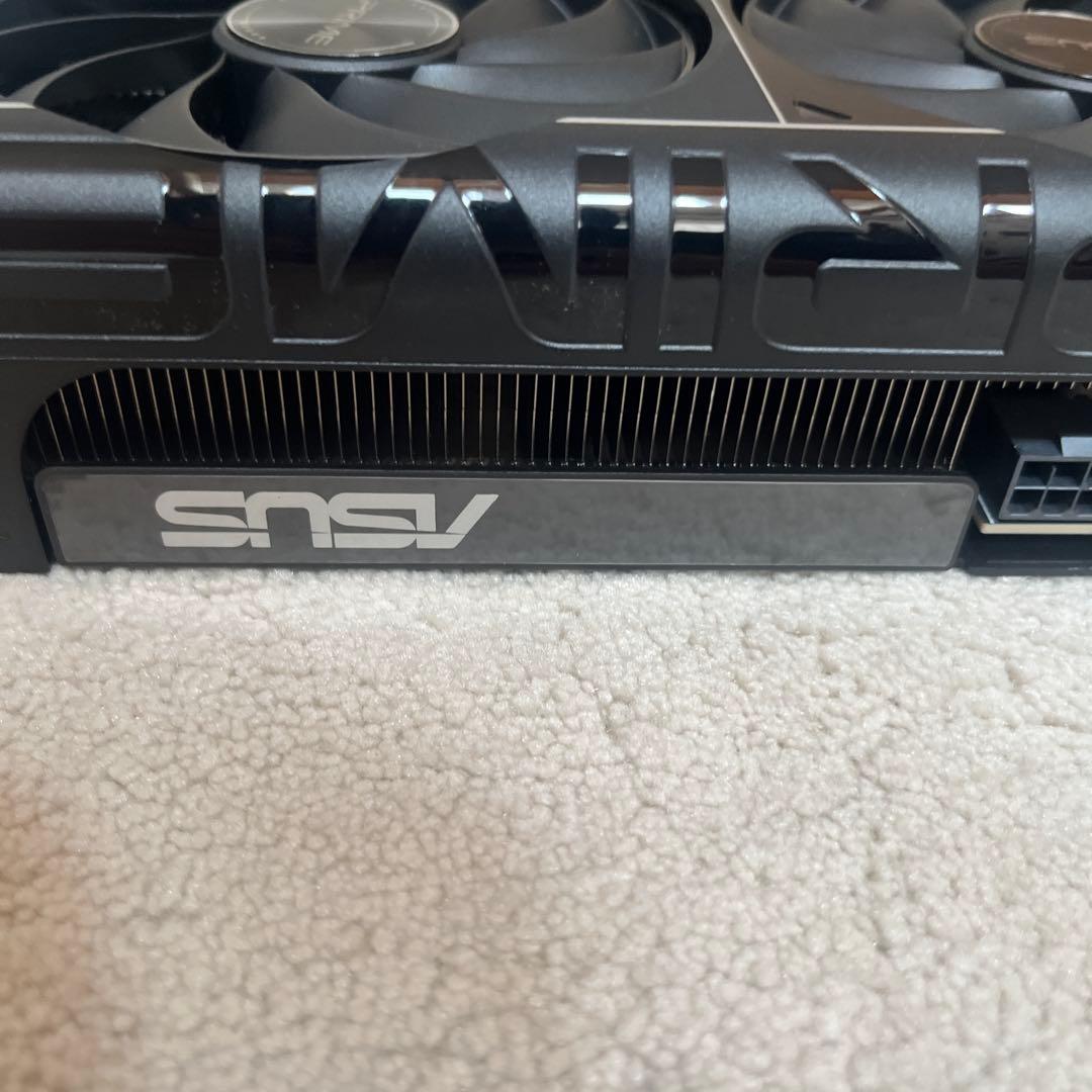 ASUS RTX 5060ti 8GB 美品