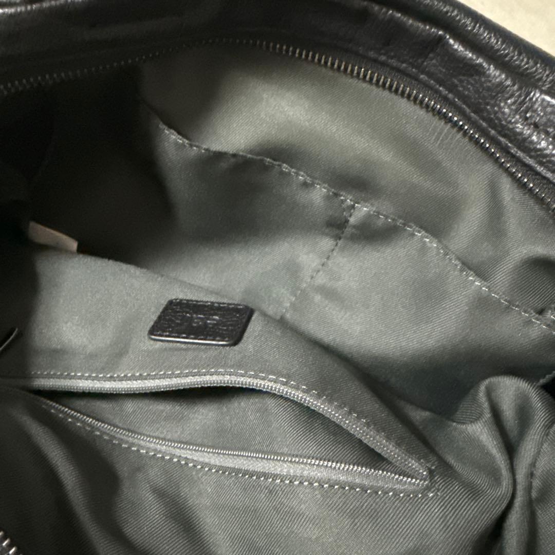 美品! ear PAPILLONNERレザー ショルダーバッグ