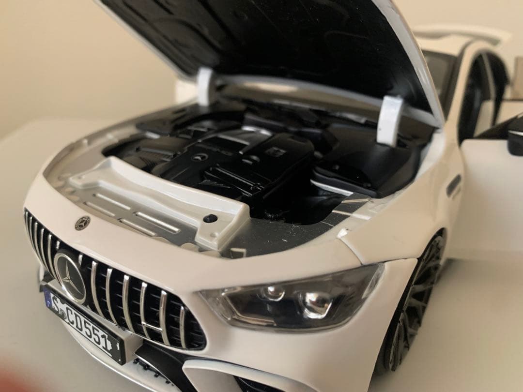 1/18 NOREV MERCEDES BENZ AMG GT 63 Sカスタム